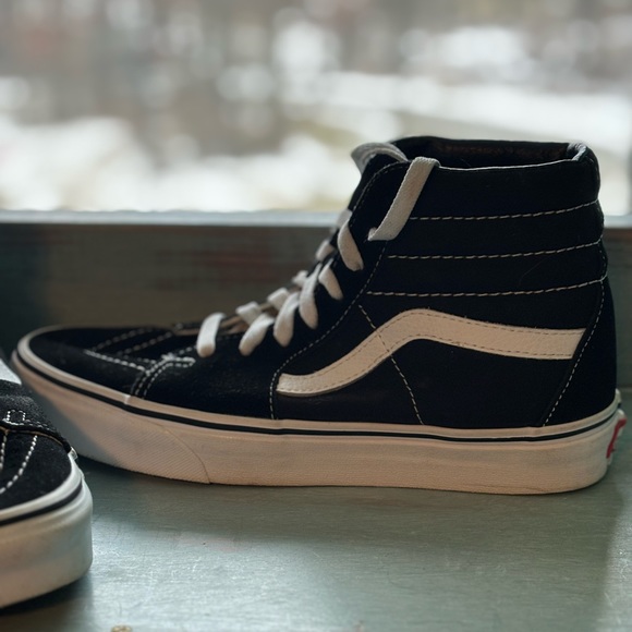 Women’s Vans suede hi tops - Picture 9 of 14